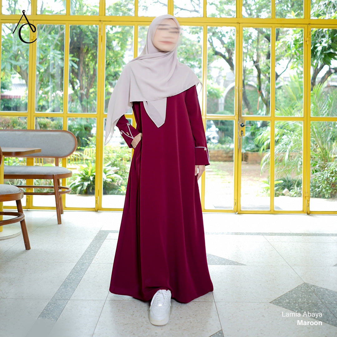 Lamia Abaya
