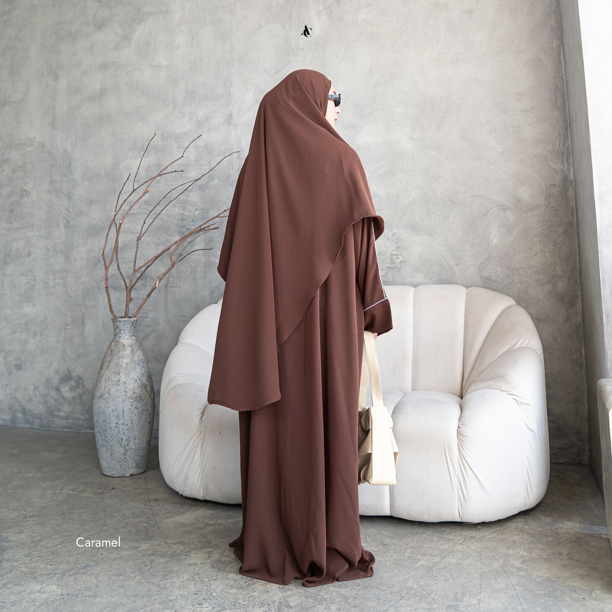 Abaya Aishah